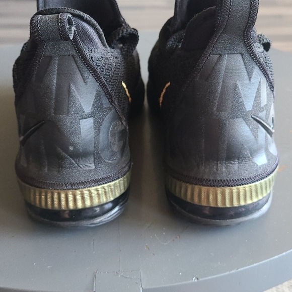 Nike LeBron XVI "I am king" - Picture 3 of 4